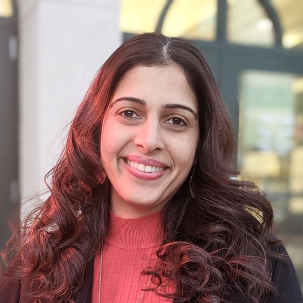 Roshni  Kharoliwalla